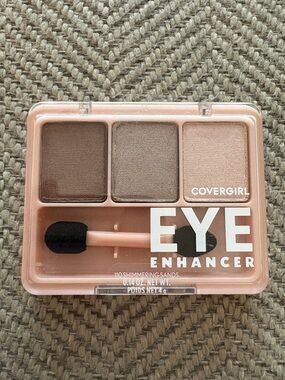 COVERGIRL Eye Enhancer Eyeshadow Trio - Brown, Taupe, Champagne